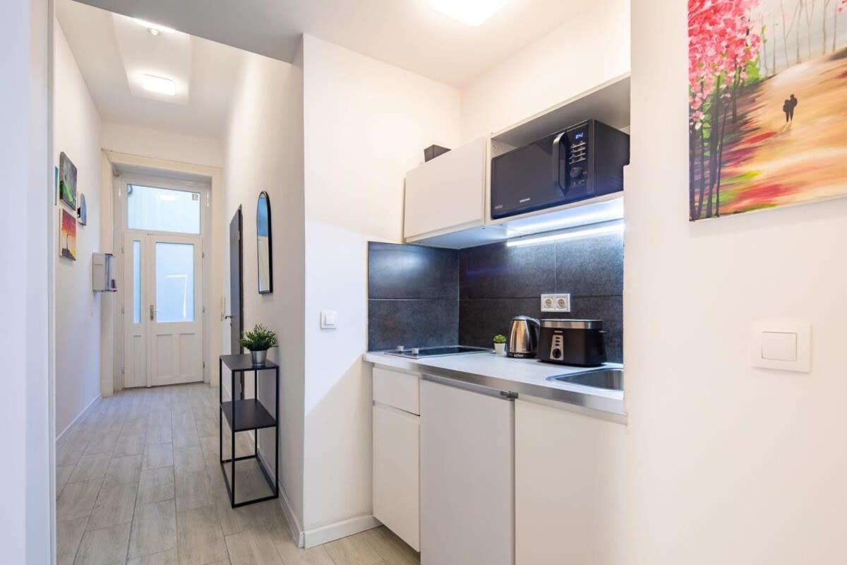 Central Room For Solo Traveller Budapest Ngoại thất bức ảnh
