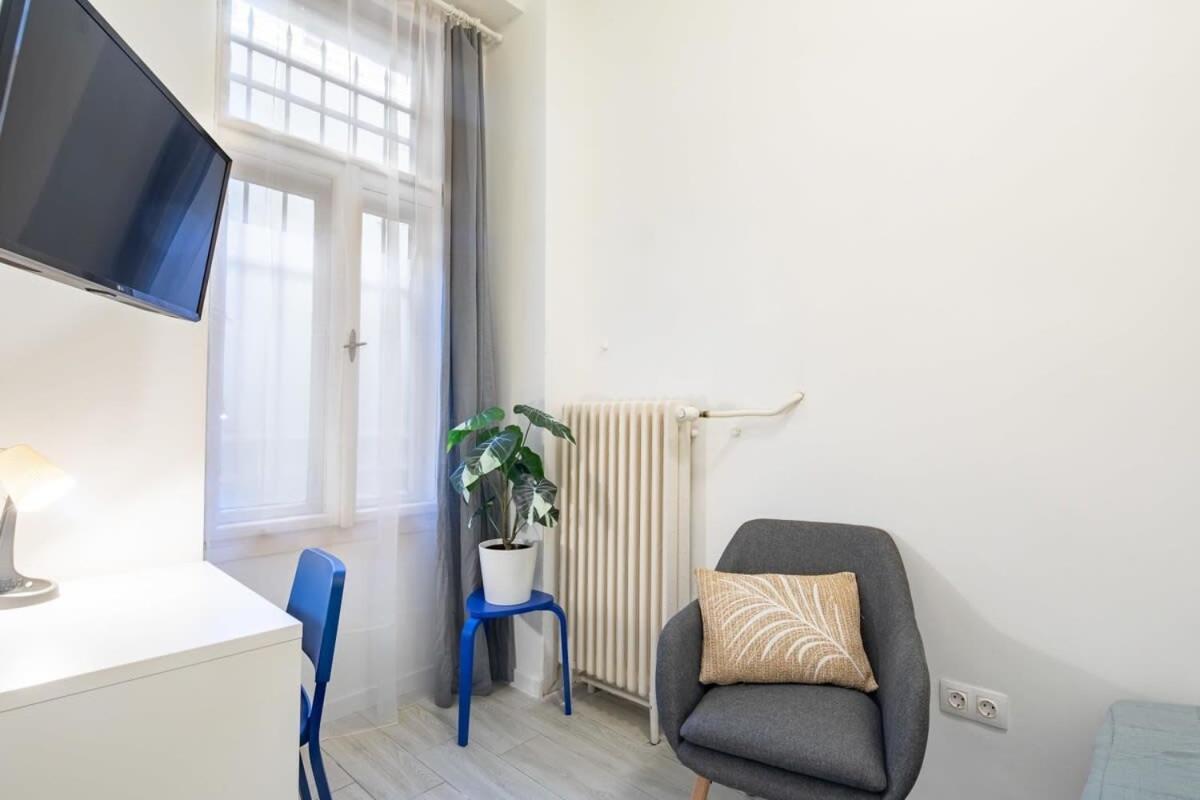 Central Room For Solo Traveller Budapest Ngoại thất bức ảnh